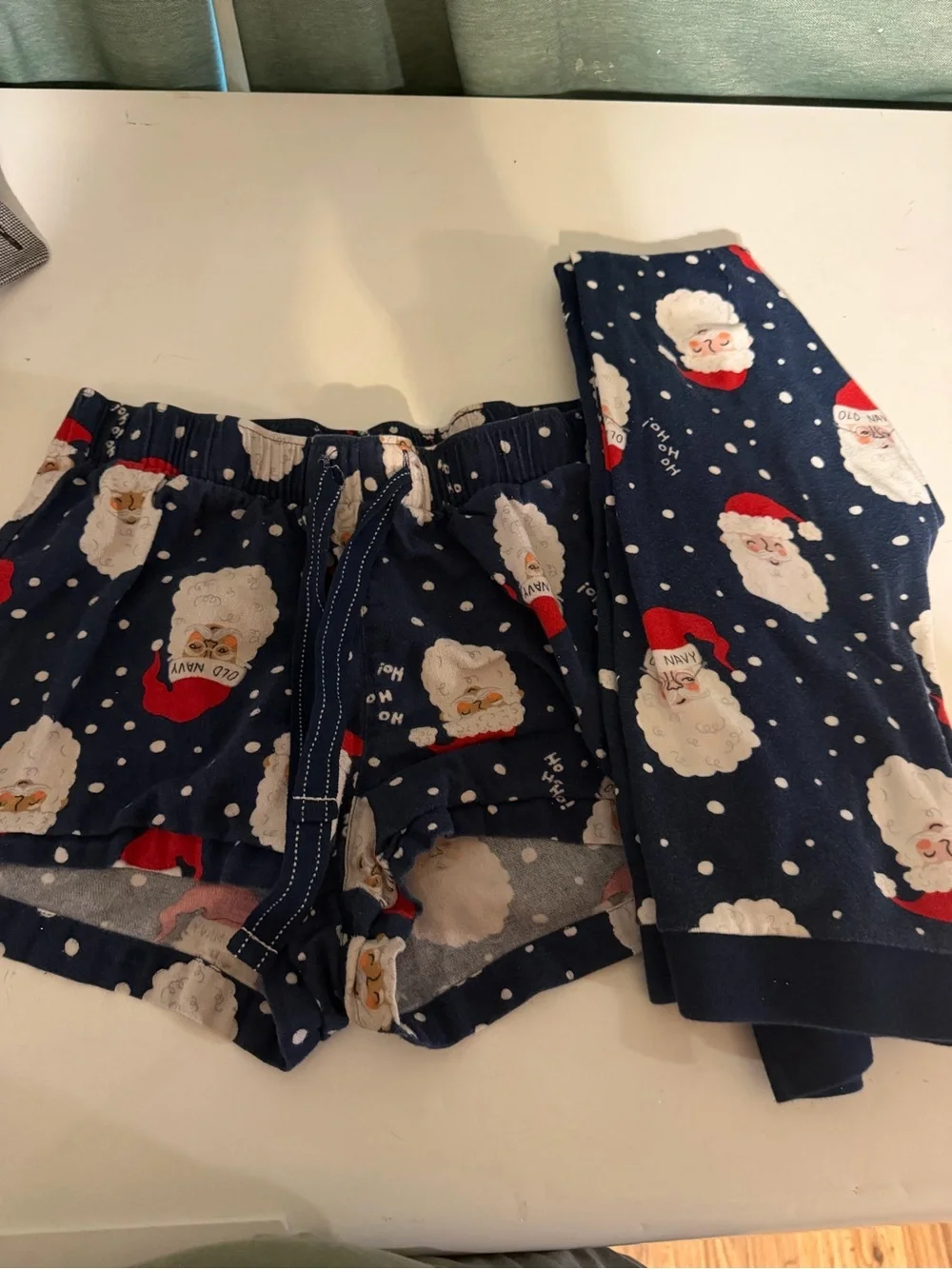 Women’s Navy Santa Print Pajama Set